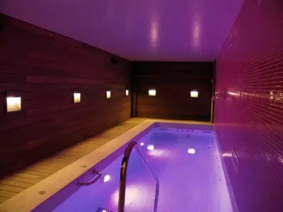 Piscina en o cerca de San Ramón del Somontano
