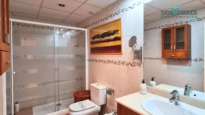 Un baño de Dos Torres Boromir - en el Corazón de la Ciudad