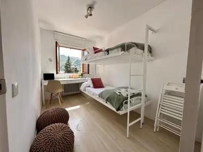 Cama o camas de una habitación en Apartamento Socotor, céntrico, vistas , garaje y Wifi