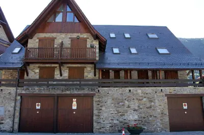 Edificio en el que se encuentra la casa o chalet