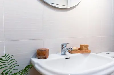 Un baño de El Nido del Pirineo Estilo y Calidez en Villanúa