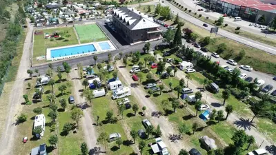 Piscina en o cerca de Sabiñanigo Camp & Hotel