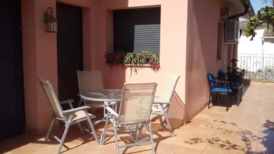 Un balcón o terraza de turismo rural del somontano (Alquiler de apartamentos)