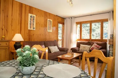 Zona de estar de Apartamento CA L'ANTON con Parking