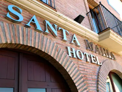 Certificado, premio, señal o documento que está expuesto en Hotel Santa Maria de Alquezar