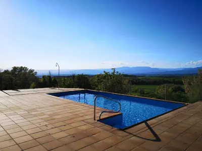 Piscina en o cerca de Casa Cal Fuster