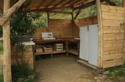 Plano de Terra del Congost - Alojamientos en la Naturaleza frente al Congost de Montrebei