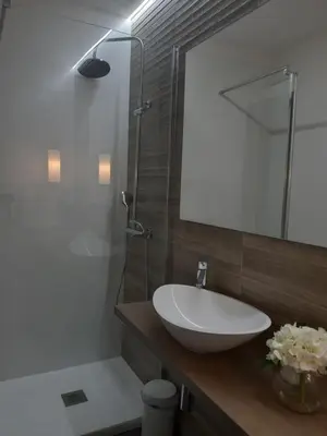 Un baño de La parada de Conde Aranda
