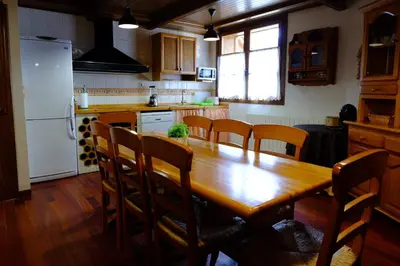 Una cocina o zona de cocina en Apartamento rùstico Escunhau