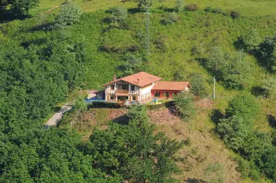 Paisaje cerca of this country house