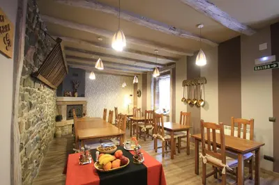 Comida en o cerca of this country house
