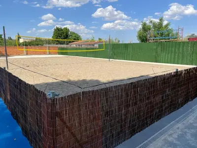 Instalaciones para jugar a tenis o squash en VILLA SA CALMA o alrededores
