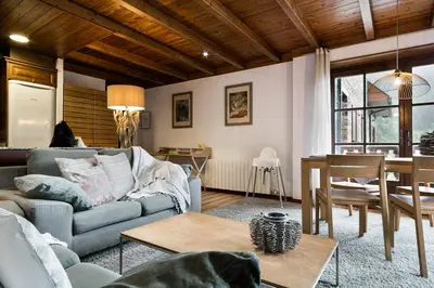 Zona de estar de Luderna - Apartamento Val de Ruda A2 Comalada