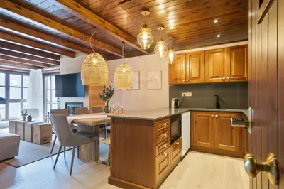 Una cocina o zona de cocina en Luderna - Apartamento Val de Ruda B3 Entecada