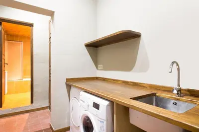 Una cocina o zona de cocina en Luderna - Casa con terraza Cuylas