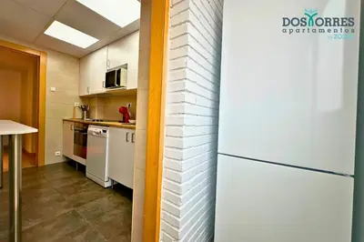 Una cocina o zona de cocina en Dos Torres Légolas - Parking privado