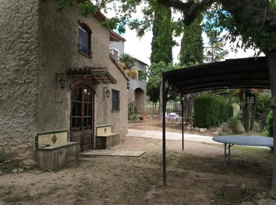 Edificio en el que se encuentra el apartamento