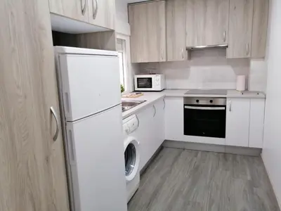 Una cocina o zona de cocina en Dos Torres Frodo - Parking privado gratis