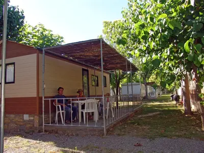 Edificio en el que se encuentra el camping