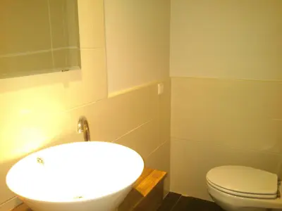 Un baño de Albergue Rural de Guara