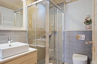 Un baño de Luderna - Apartamento Val de Ruda A30 Manaud