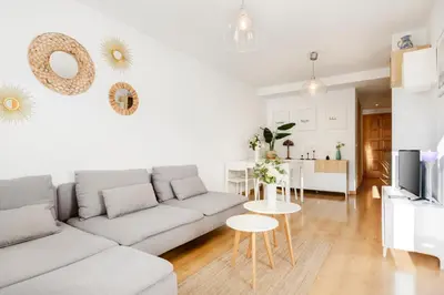 Zona de estar de Apartamento de montaña y ESQUÍ en el Pirineo Aragonés, Villanúa - WIFI