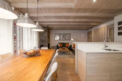 Una cocina o zona de cocina en FLOC DE NEU de Alma de Nieve