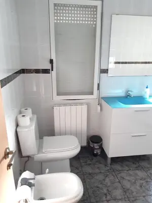 Un baño de Bright apartment in Barbastro, 70m², parking included