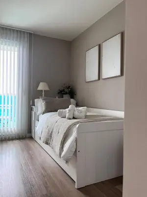 Cama o camas de una habitación en El Balcón del Ebro by Alogest- Vistas, piscina y 2 parking