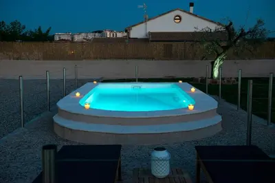Piscina en o cerca de Casa Clotilde