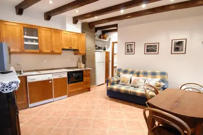 Una cocina o zona de cocina en Apartamentos Sorripas 1 hab
