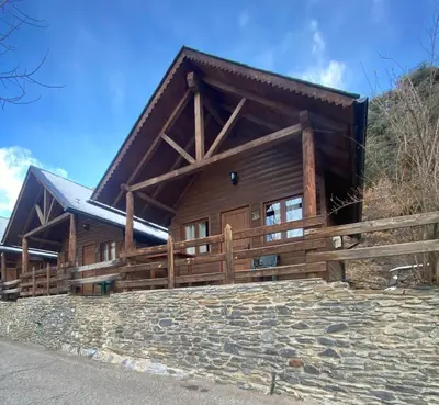 Edificio en el que se encuentra el camping resort
