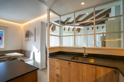 Una cocina o zona de cocina en Dossau by FeelFree Rentals