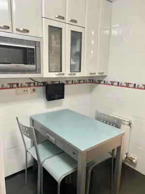 Una cocina o zona de cocina en Apto Alma Parking y Piscina GRATIS