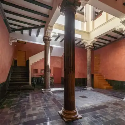 El Palacio de Argensola by Alogest