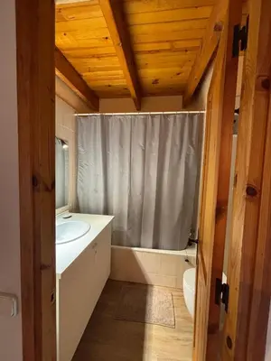 Un baño de Duplex 80 m2 con vistas a la montaña