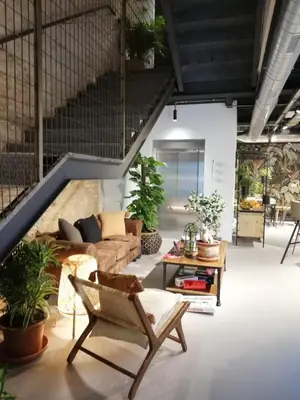 Zona de estar de VTZ The Botanic Hostel