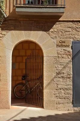 Montar en bicicleta en Apartamentos Casa Molinero o alrededores