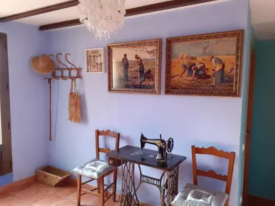 Zona de estar de CASA RURAL RUTA DEL AGUA 4 hab al lado Monasterio de Piedra
