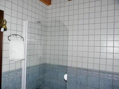 Un baño de Charming Chalet in Viella, Mountain View