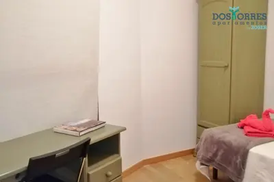 Cama o camas de una habitación en Apartamentos Dos Torres Gandalf - Excelente ubicación centrica con garaje incluido