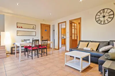 Zona de estar de Apartament Dúplex amb encant a l'alta muntanya - Saraís