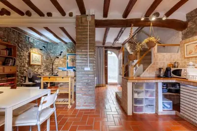 Una cocina o zona de cocina en Cal Joanet, acollidora caseta a Gratallops
