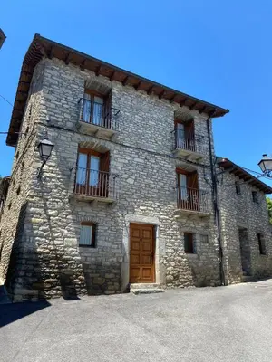 Edificio en el que se encuentra la casa o chalet