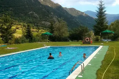 Piscina en o cerca de Dúplex Àreu, Pallars