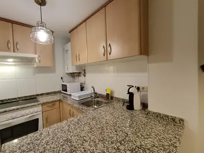 Una cocina o zona de cocina en Inmocyma Cerler-Prados de Velarta C2 8 -vistas panorámicas