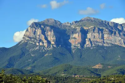 Vista general de una montaña o vista desde el apartamento