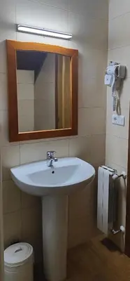 Un baño de Tena Natural