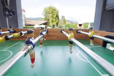 Instalaciones para jugar al ping pong en LOPENEA o alrededores