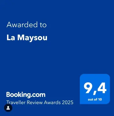 Certificado, premio, señal o documento que está expuesto en La Maysou